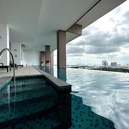 The Apple Premier Condo Three Bedroom In Melaka מראה חיצוני תמונה